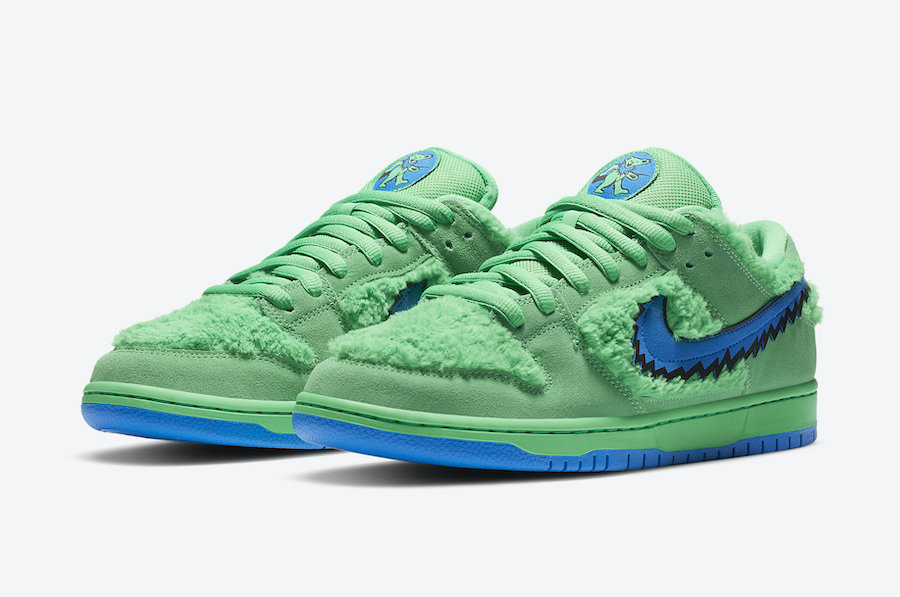 nike-sb-dunk-low-grateful-dead-bears-green-CJ5378-300-2