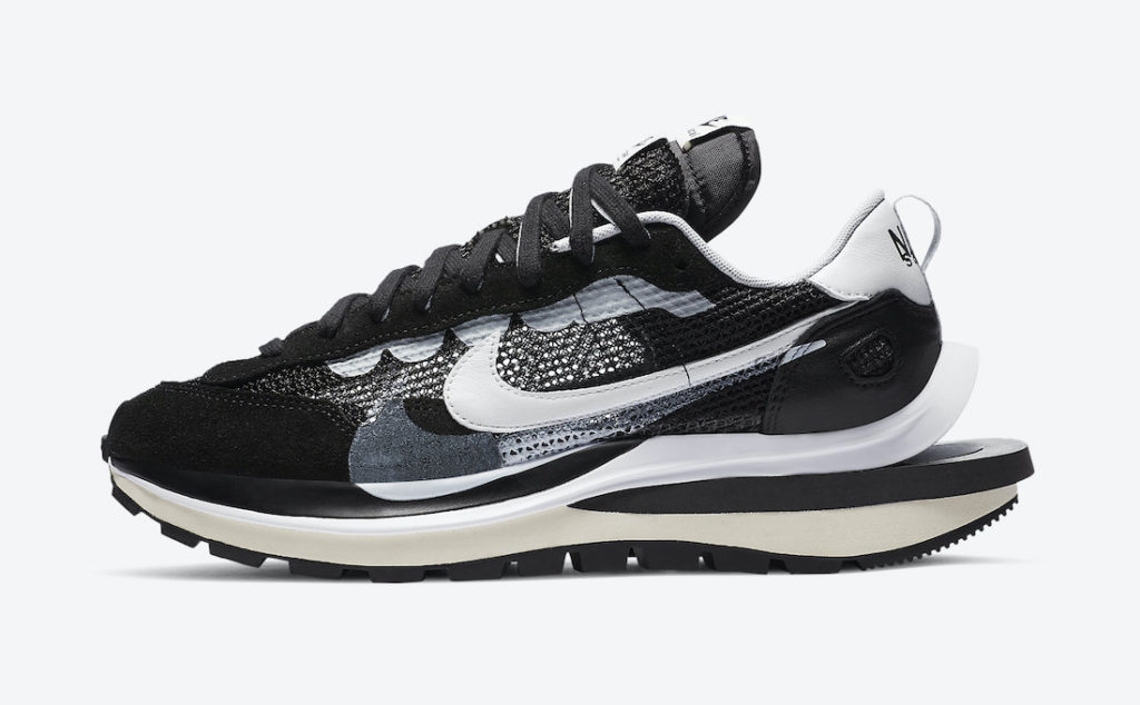 nike-vaporwaffle-sacai-black-white-CV1363-001-1