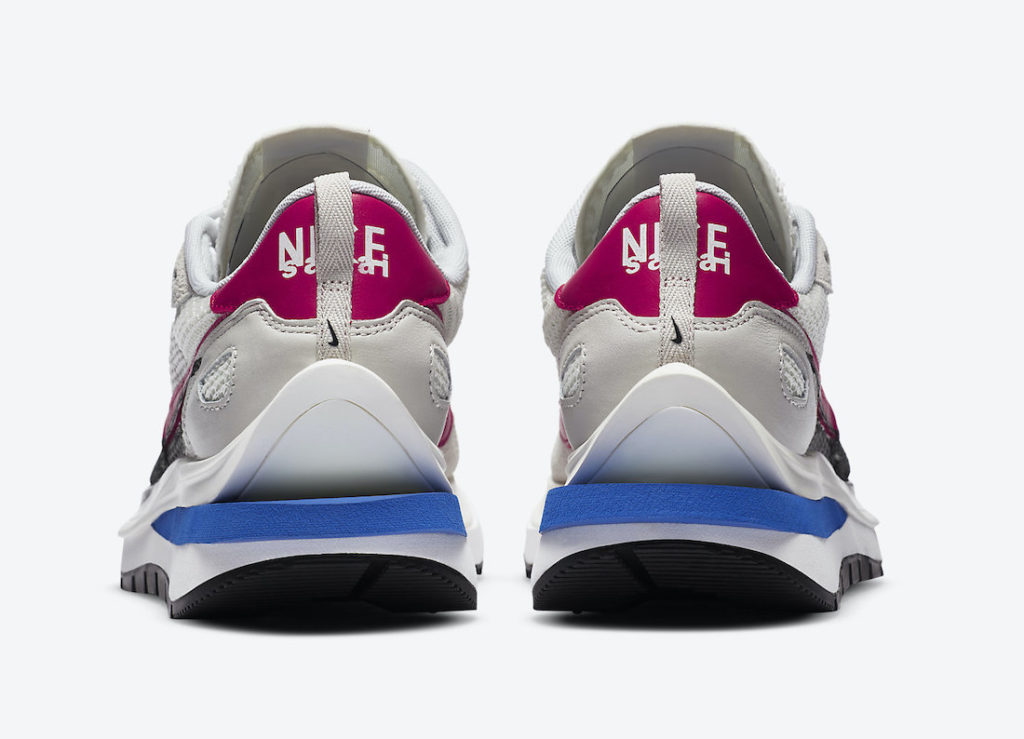 nike-vaporwaffle-sacai-sport-fuchsia-game-royal-CV1363-100-5